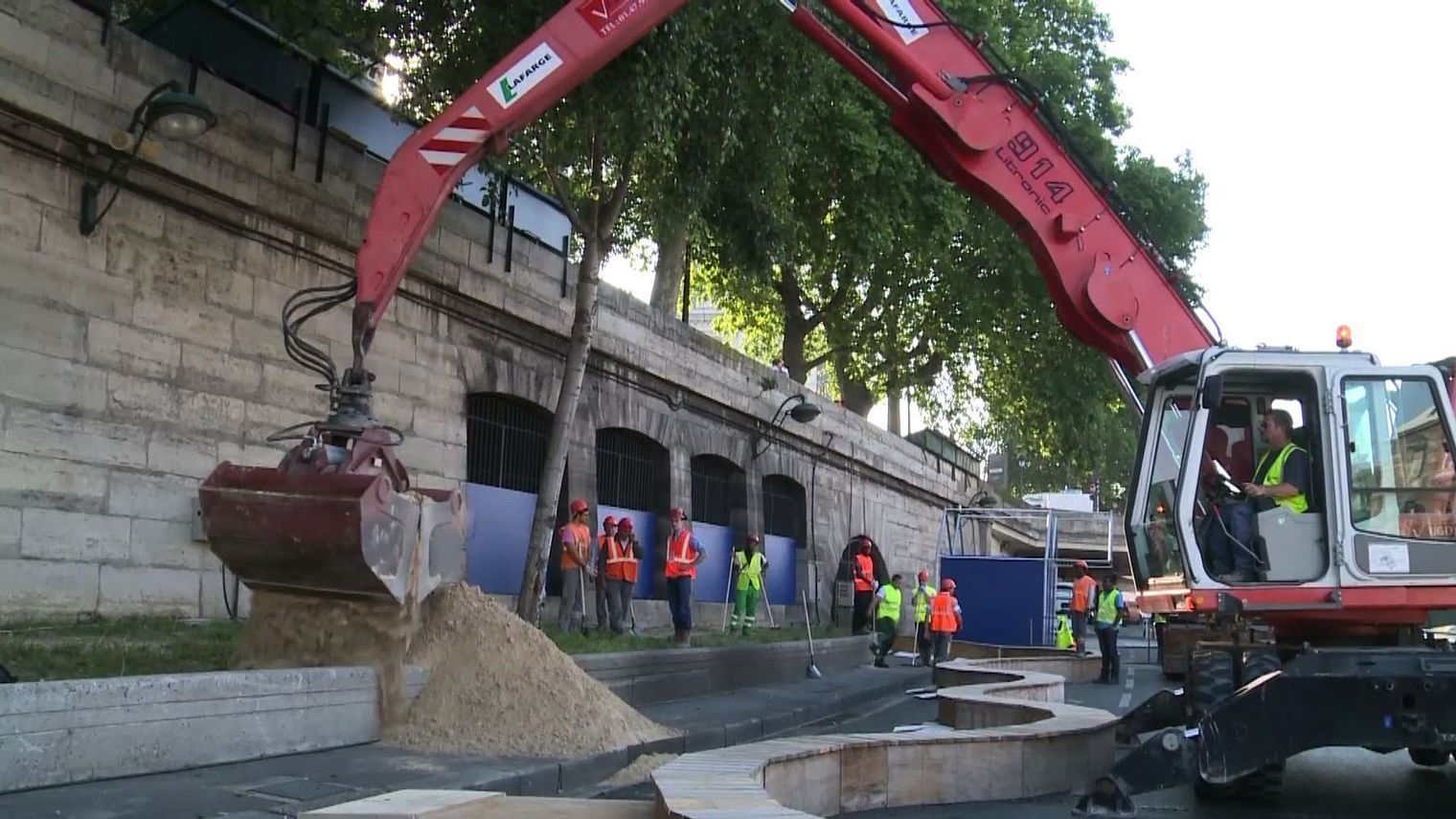 París no utilizará arena de LafargeHolcim por muro de Trump
