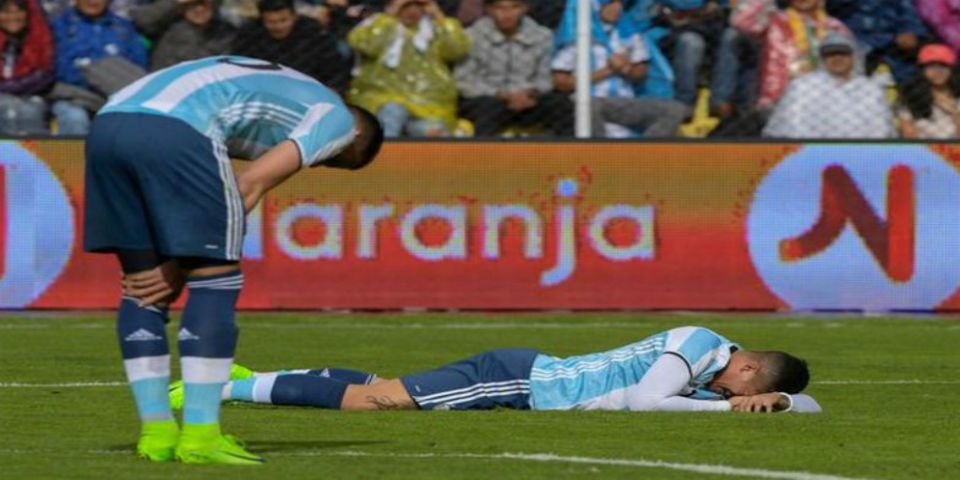 Argentina sin Messi cae en Bolivia Argentina sin Messi cae en Bolivia