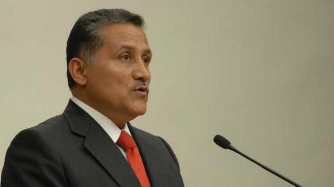 Arturo Zamora solicita licencia para dejar su cargo como senador