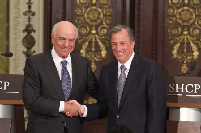 BBVA Bancomer invertirá mil 500 mdd en México - bbva-shcp