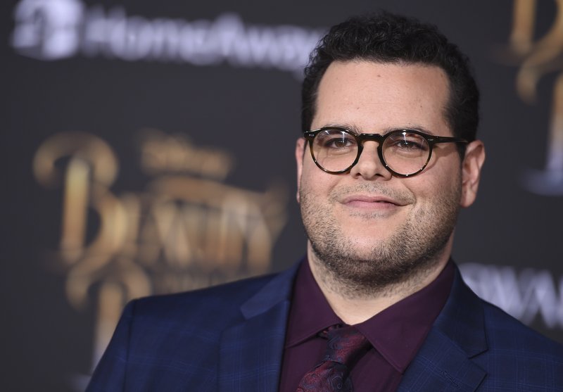 Rusia declara no apta para menores 'La Bella y la Bestia' - bella-y-bestia