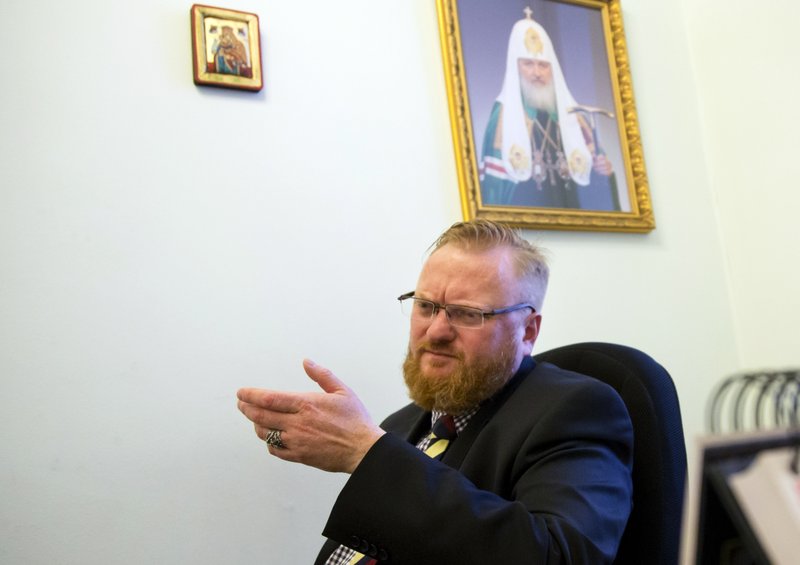 Rusia declara no apta para menores 'La Bella y la Bestia' - bella-y-la-bestia-Rusia