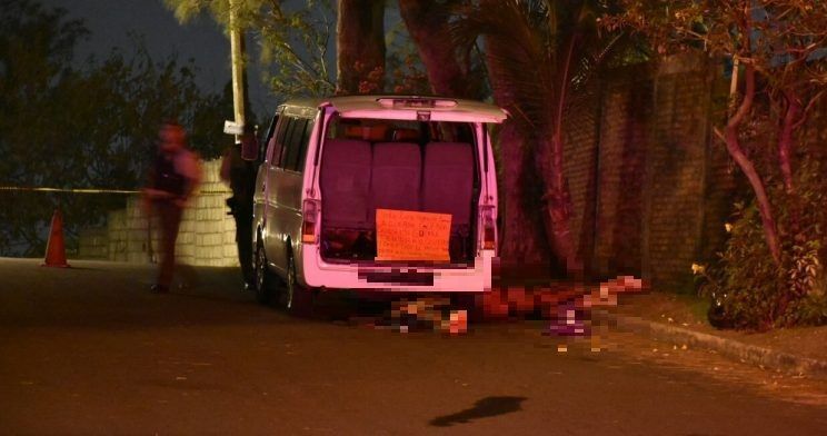 Abandonan camioneta con 11 cadáveres en Veracruz