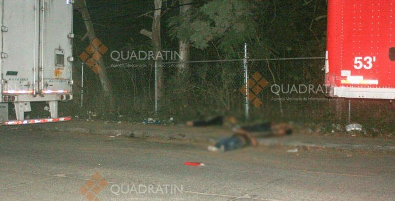 Encuentran tres cadáveres en Michoacán