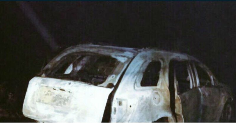 Hallan cinco cuerpos calcinados dentro de un vehículo en Chilapa