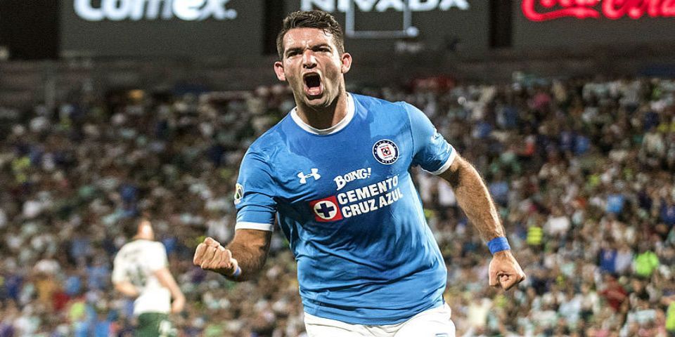 Cauteruccio inspirado pone a Cruz Azul en semifinales