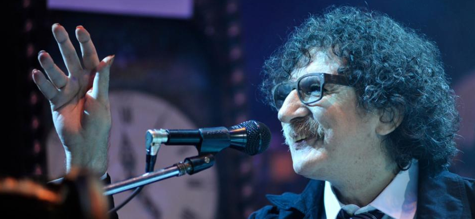 Video: Charly García reaparece delgado