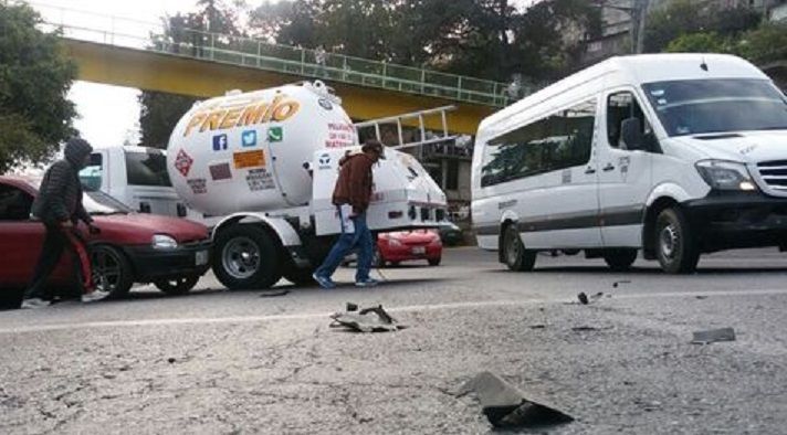 Choque deja cuatro heridos en carretera México-Cuernavaca