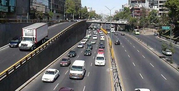 Video: atropellan a hombre empujado hacia Circuito Interior