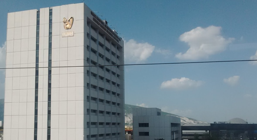 Investigan a doctoras que se tomaron foto con el pie amputado de un paciente