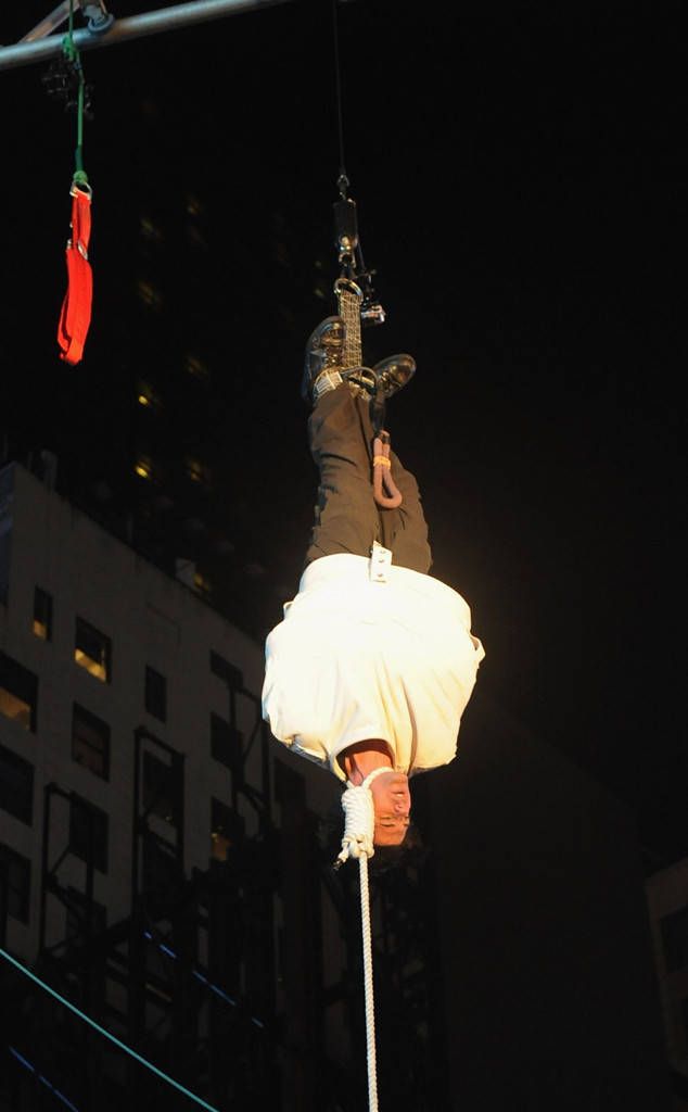 Criss Angel rechaza que accidente durante show sea truco publicitario - criss-angel