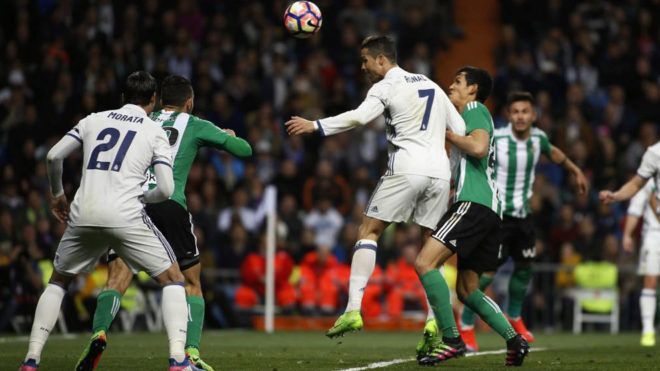 Sergio Ramos vuelve a salvar al Real Madrid para recuperar el liderato - cristiano-ronald