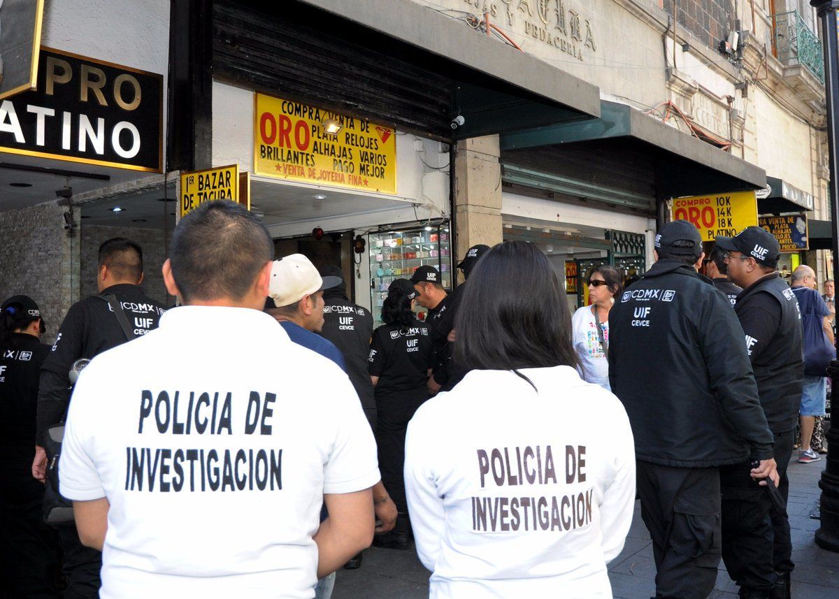 Decomisan artículos de dudosa procedencia en Centro Joyero