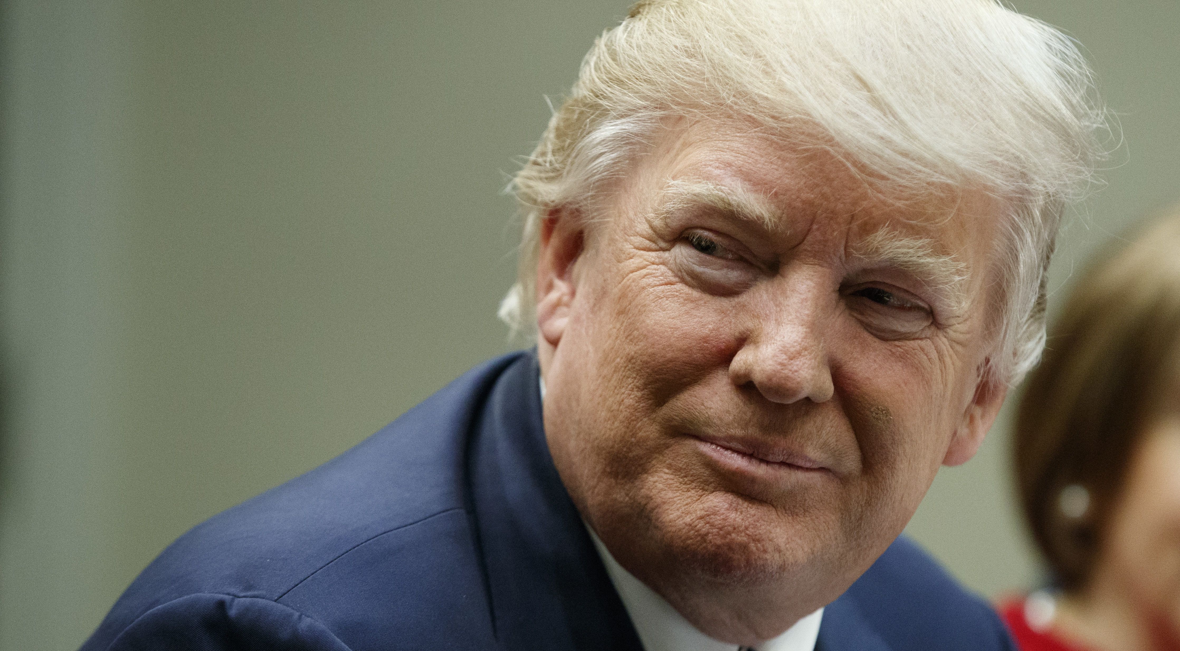 Trump autoriza construcción de oleoducto Keystone XL