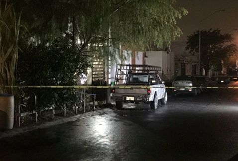 Hombre balea a su esposa en Nuevo León Hombre balea a su esposa en Nuevo León