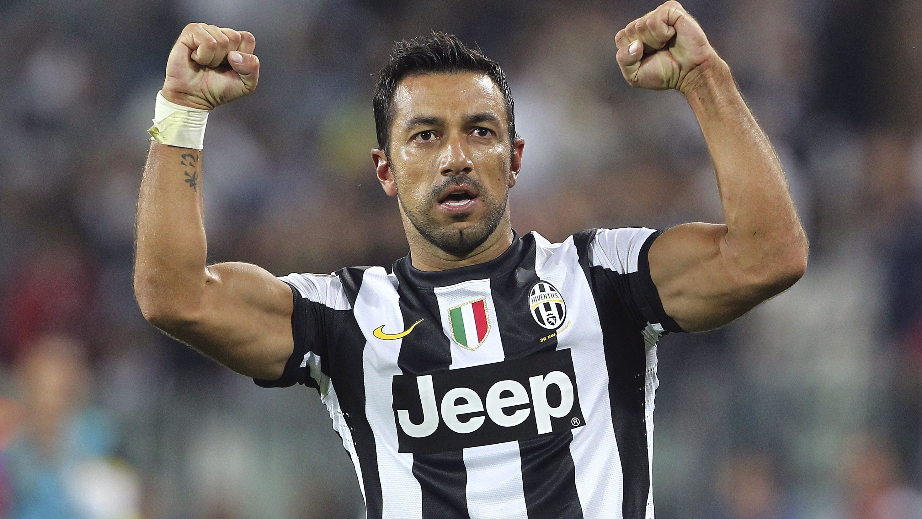 'Stalker' destruye la carrera de futbolista internacional - fabb