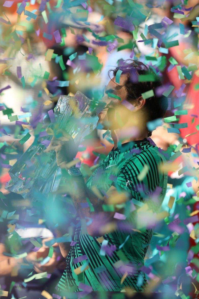 Federer vence a Wawrinka y se corona en Indian Wells - federer-3