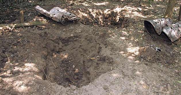 Descubren fosa clandestina en Michoacán