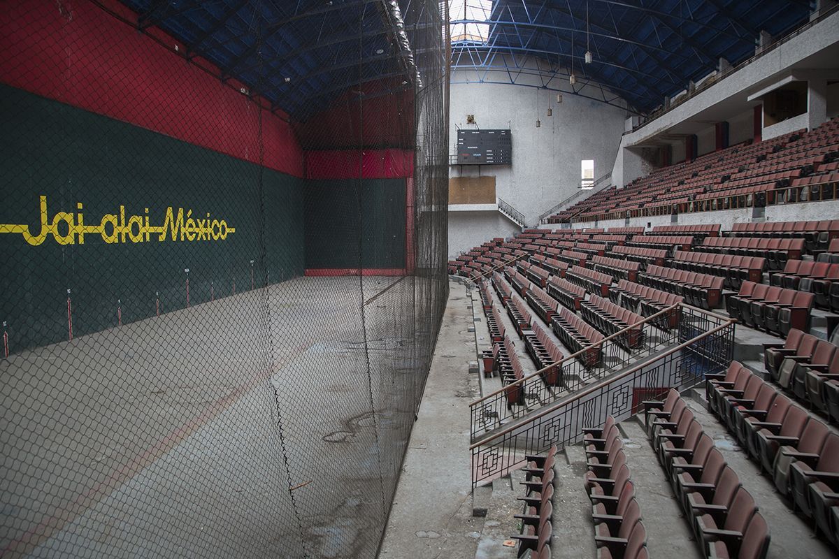 Luego de 20 años reabre el Frontón México - fronton-mexico-erin-lee-yaconic19