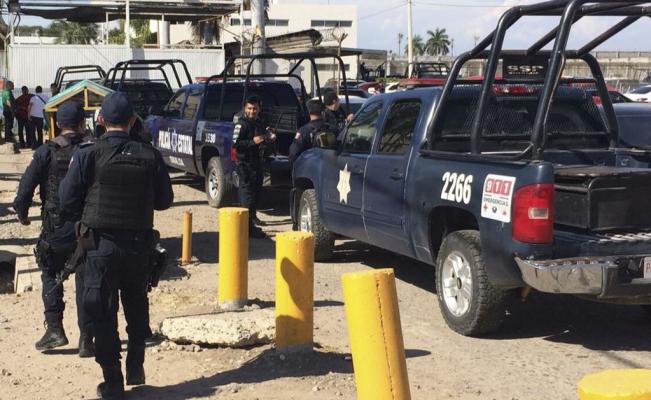 Gabinete de seguridad de Sinaloa se reúne tras fuga en penal de Culiacán - fuga_hijo_azul