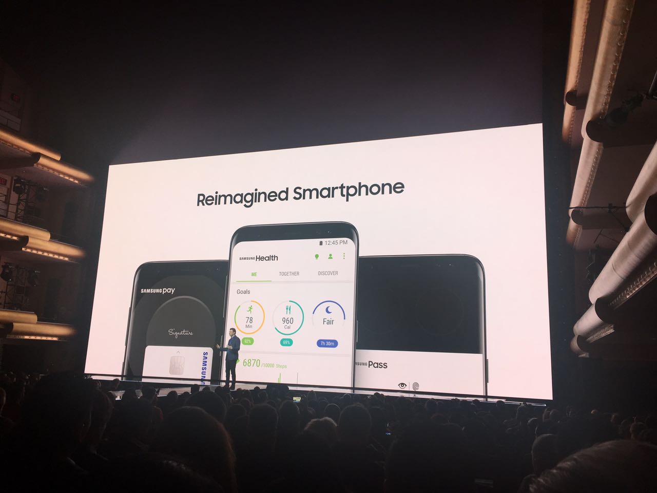 Samsung lanza el esperado Galaxy S8 - galaxy-11