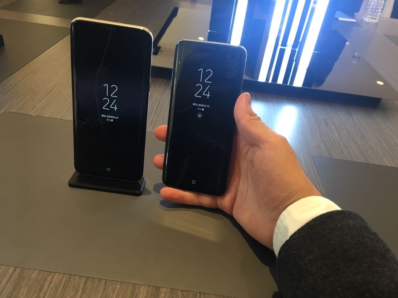 Samsung lanza el esperado Galaxy S8 - galaxy-24