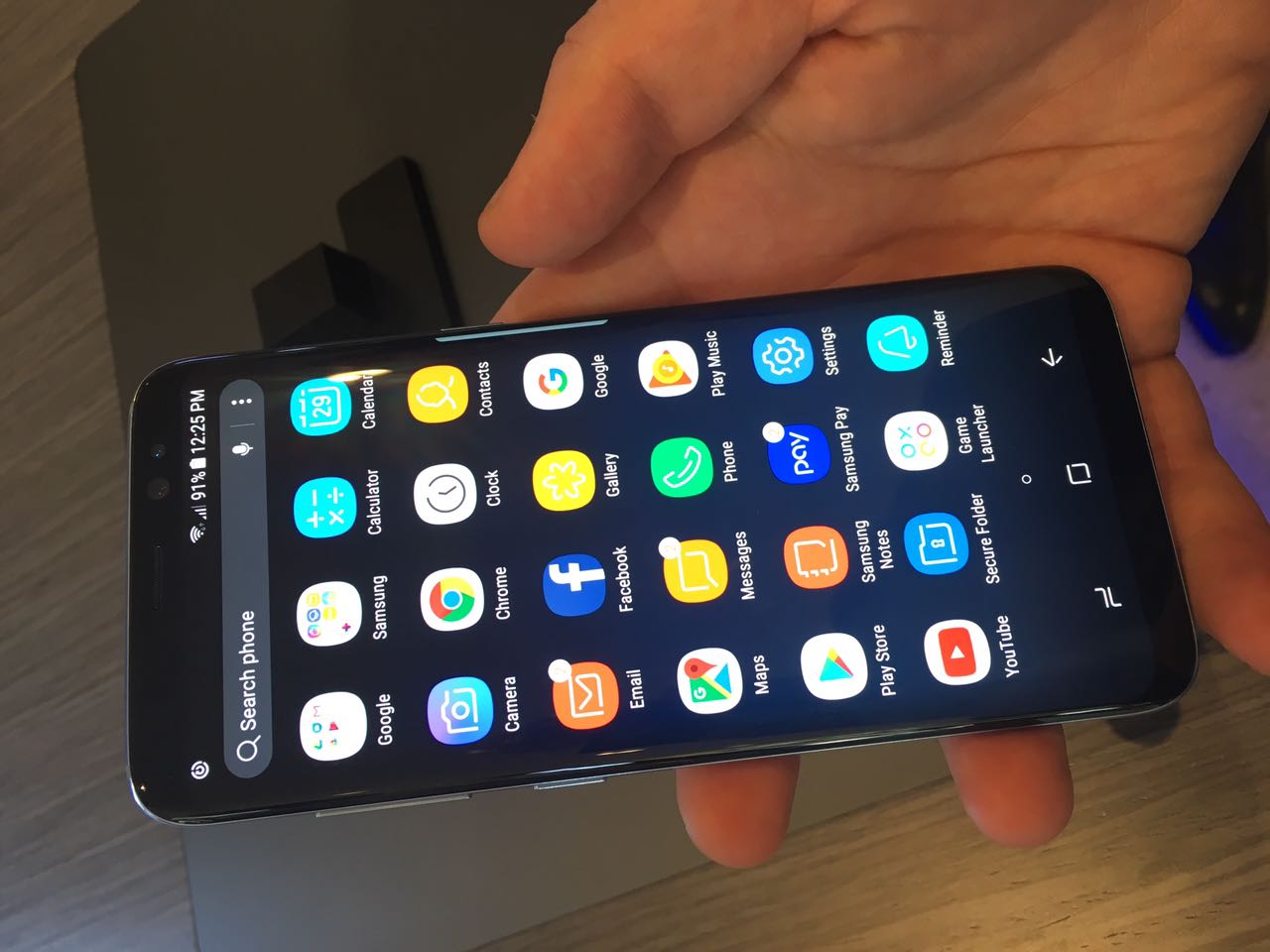 Samsung lanza el esperado Galaxy S8 - galaxy-25