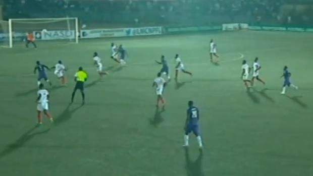 Video: espectacular gol en la Liga de Nigeria le da la vuelta al mundo