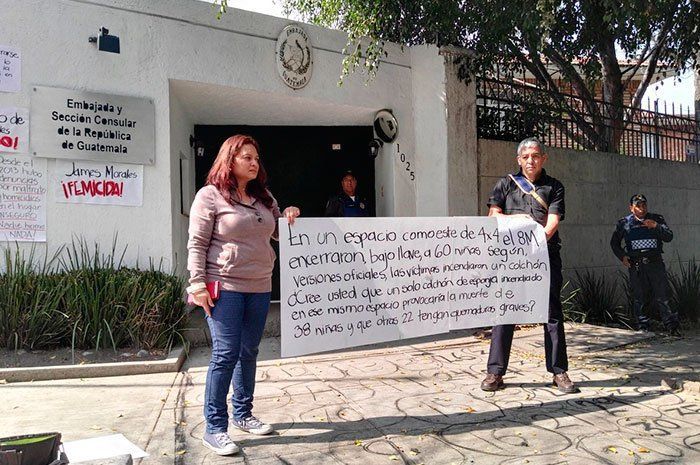Denuncian ante embajada redes de corrupción en Guatemala - guat