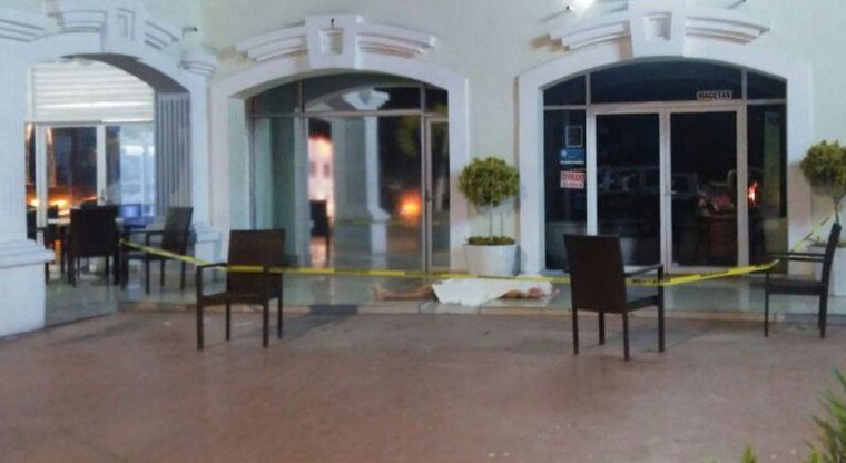 Joven muere en Mazatlán al caer de noveno piso de hotel