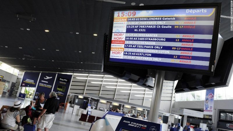 Cancelan vuelos en Francia por huelga de controladores aéreos