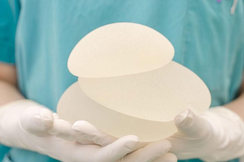 Reportan muertes por cáncer asociado a implantes mamarios - implantes