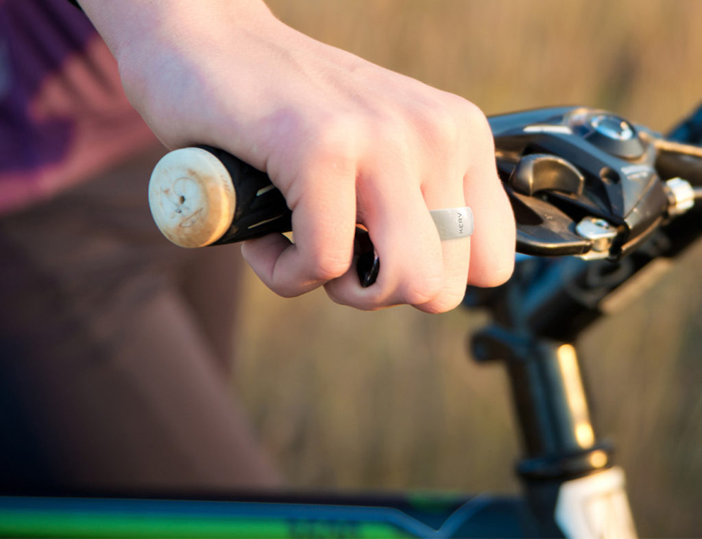 Anillo inteligente permite hacer compras sin smartphone - kerv-II-1024x786