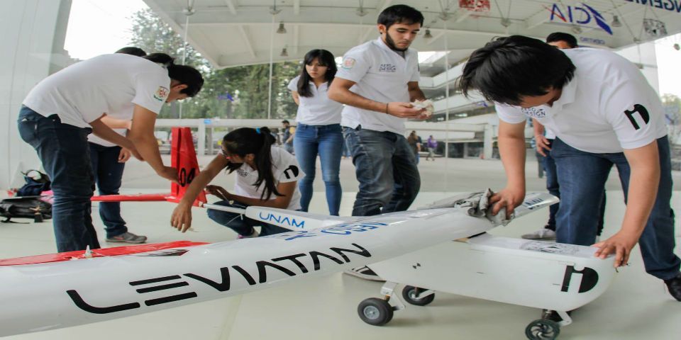 Estudiantes de la UNAM ganan primer lugar en prueba de vuelo