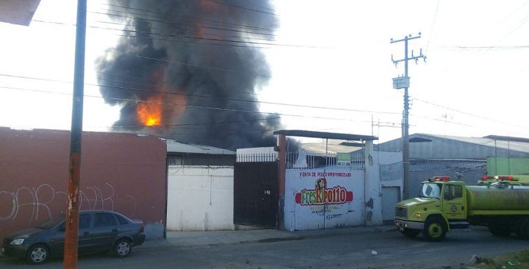 Se reaviva incendio en Central de Abasto de Morelia - lll