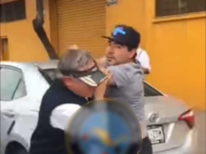 Video: atropellan a hombre empujado hacia Circuito Interior - lordfurioso