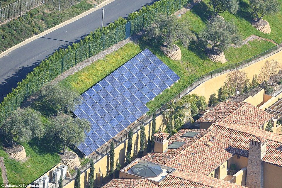 Elon Musk compra cinco mansiones en Bel Air - mansion-musk-4