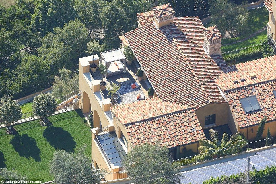 Elon Musk compra cinco mansiones en Bel Air