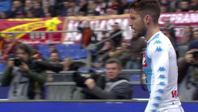 Video: jugador del Napoli imita festejo de Cuauhtémoc Blanco