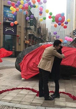 Hombre propone matrimonio con meteorito - meteo-e1489690505664