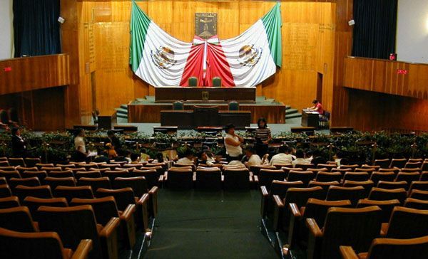 Diputados de Morelos aumentan residencia obligatoria para ser gobernador - morelos