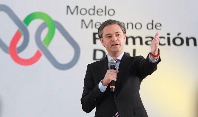 Aurelio Nuño se reunirá con ganadores del Nobel en Alemania - nuño-modelo-educativo