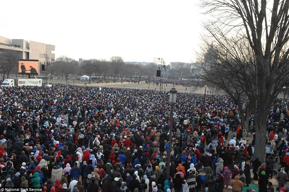 Fotos oficiales de las tomas de posesión de Trump y Obama - obama-2009-4