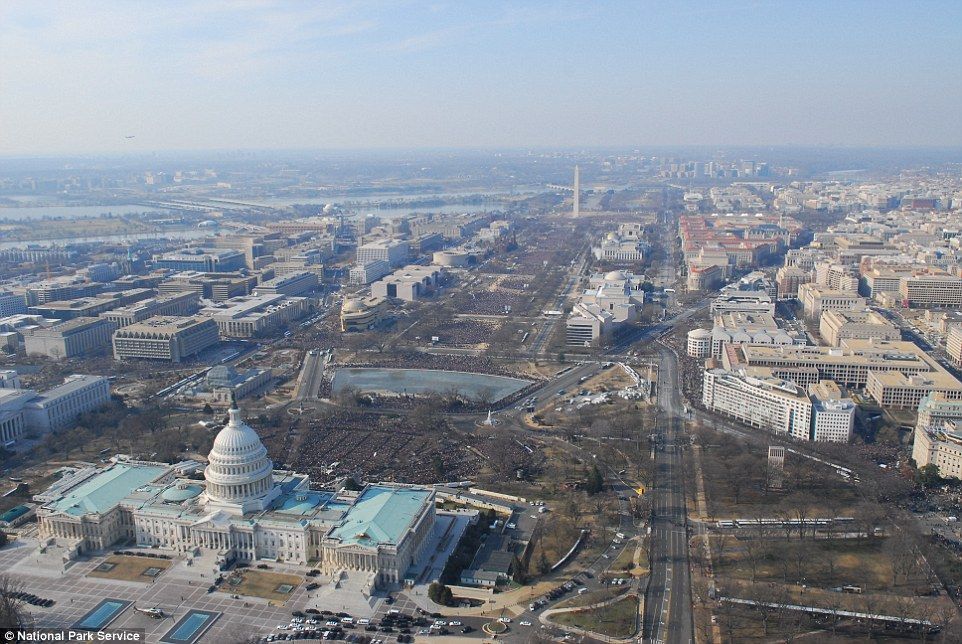 Fotos oficiales de las tomas de posesión de Trump y Obama
