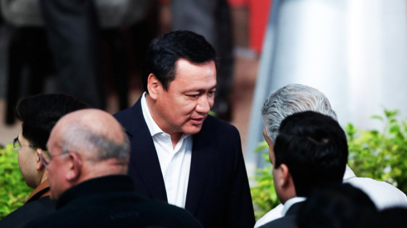 No se busca crear marco legal para militarizar al país: Osorio Chong