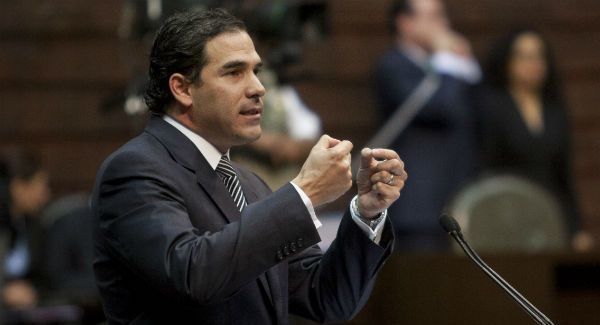 Senado no reconoce a Morón ni a Padierna como coordinadores del PRD