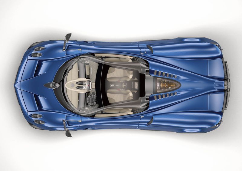 El convertible más potente y caro del mundo - pagani-5