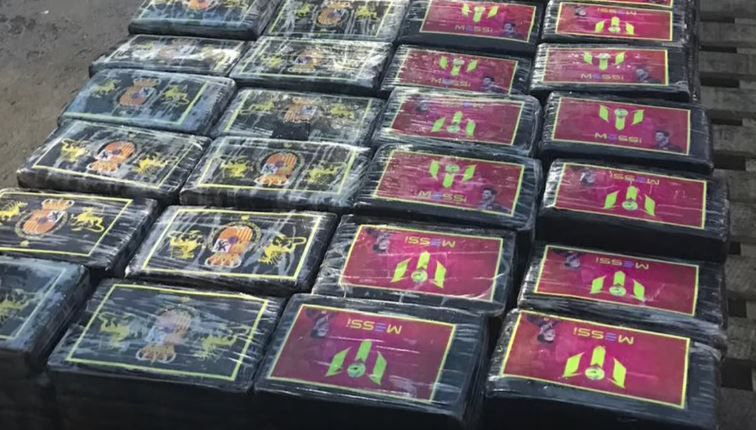 Confiscan droga con imagen de Messi - peerruuu