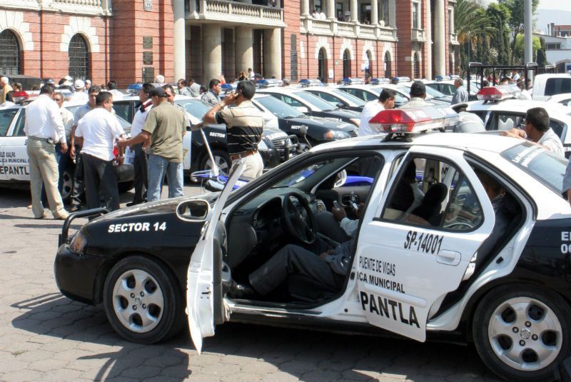Tlalnepantla tiene déficit de casi 800 policías - policias-tlalne-1