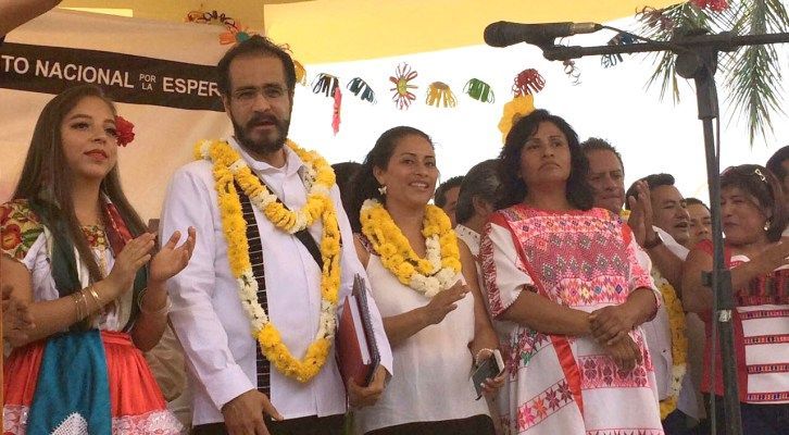 Volcadura deja al menos un muerto y 22 heridos en Oaxaca - rene-bejaar